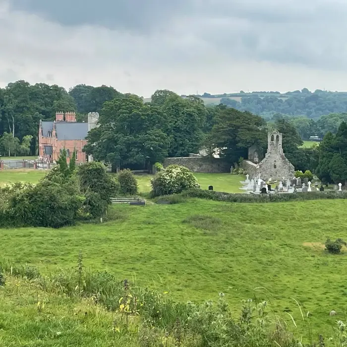 Village_dowth_knowth
