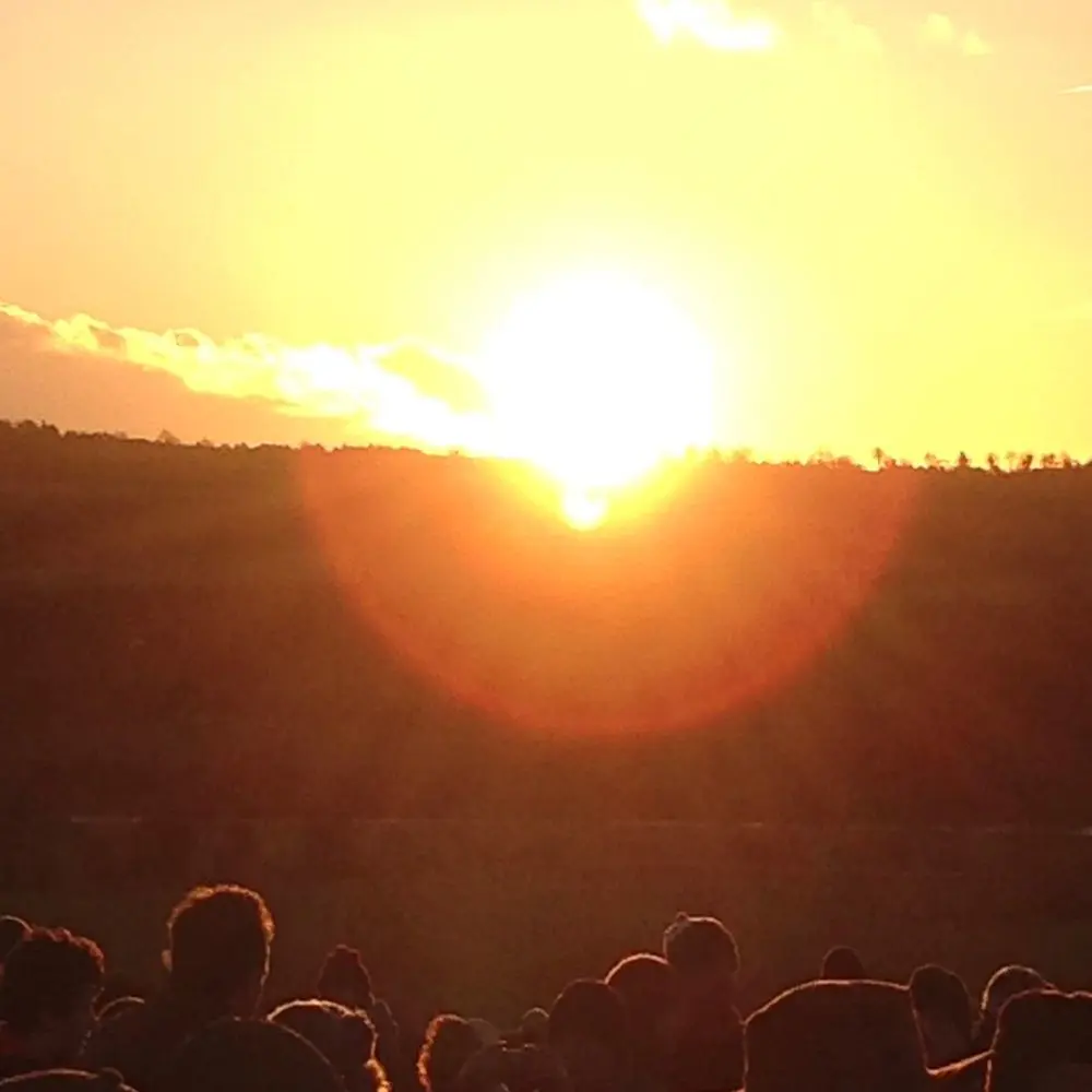 Newgrange_sunrise