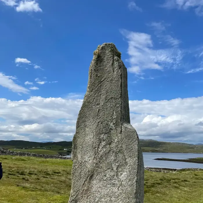 Finger_to_the_gods_outer_hebrides