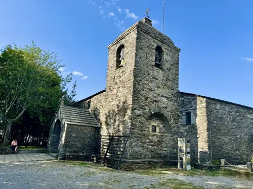  Church of Santa María O Cebreiro