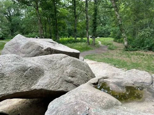 Hunebedden Bronneger, D23, D24 en D25