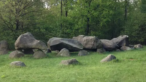 Hunebed Drouwen, D26