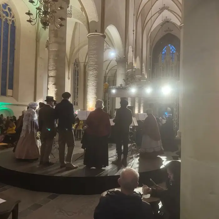 Bergkerk_altaar_muziek