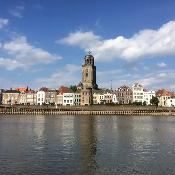 Stadsaanzicht_deventer_and_lebuinus